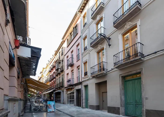 Patio Zahorí Granada Centro